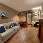 Delizioso In Pieno Centro Di Sauze Daire