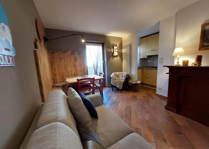 Delizioso In Pieno Centro Di Sauze *